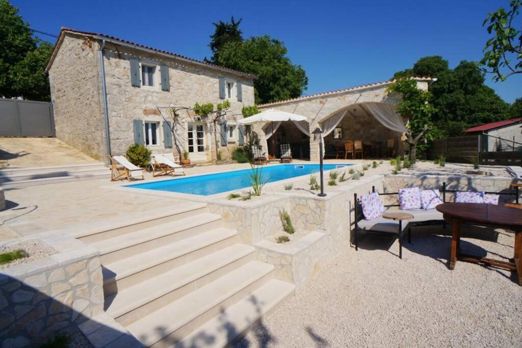 Ferienhaus Villa Alisia, Wunderschoenes Natursteinhaus Bei Porec, Istrien, Kroatien Vranje Selo Exterior photo
